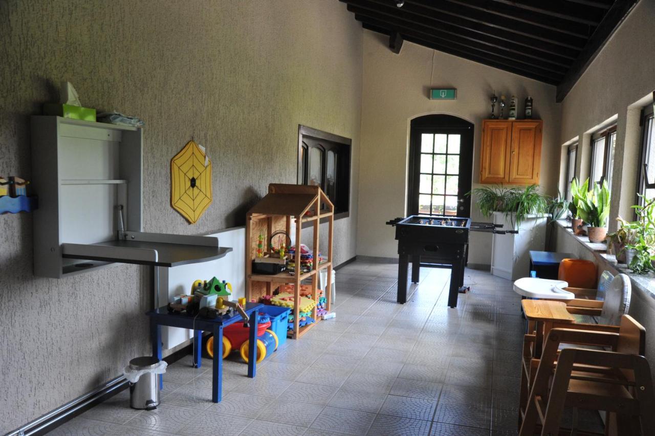 Hotel Burg Hof Ngoại thất bức ảnh