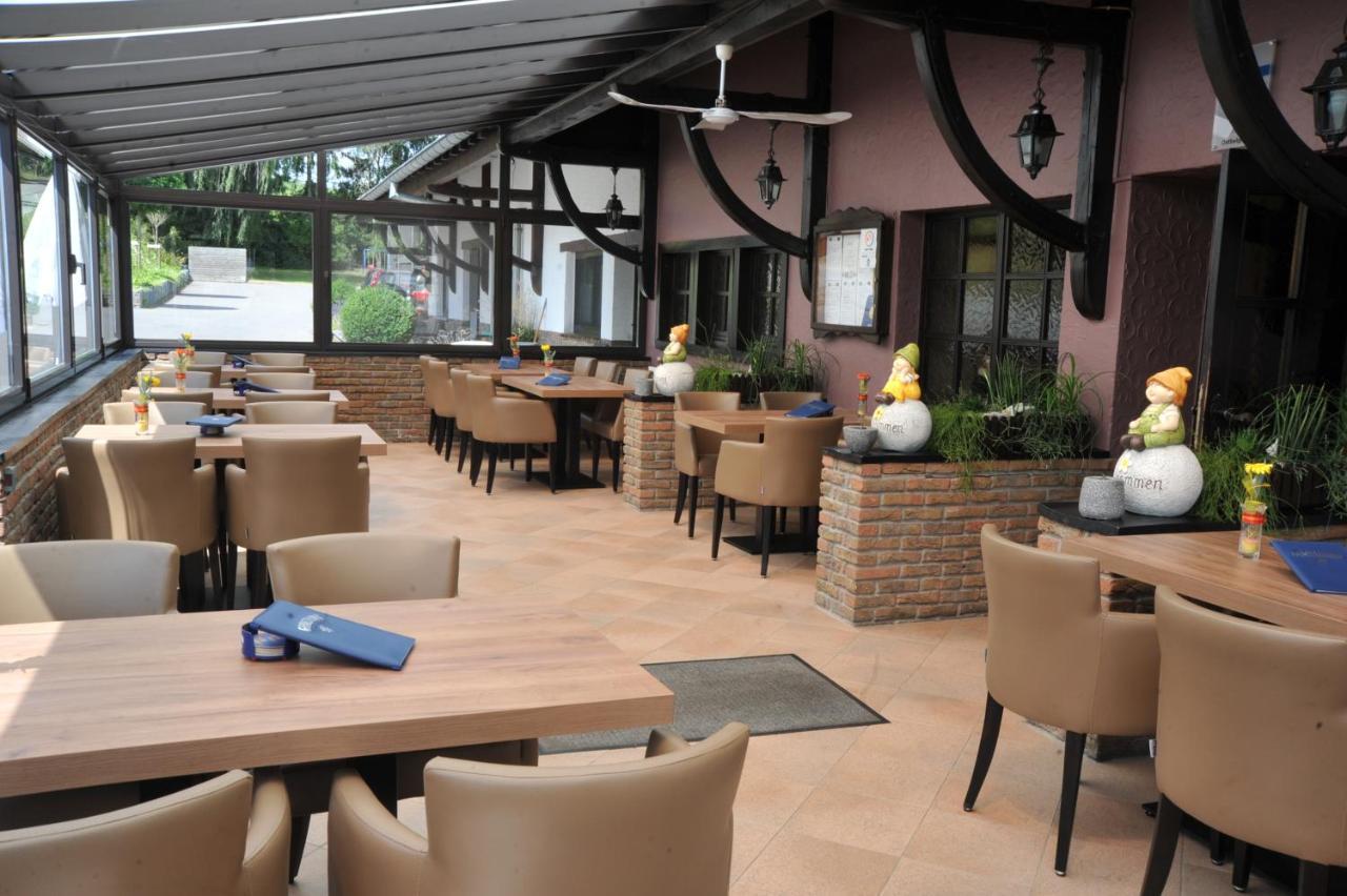 Hotel Burg Hof Ngoại thất bức ảnh