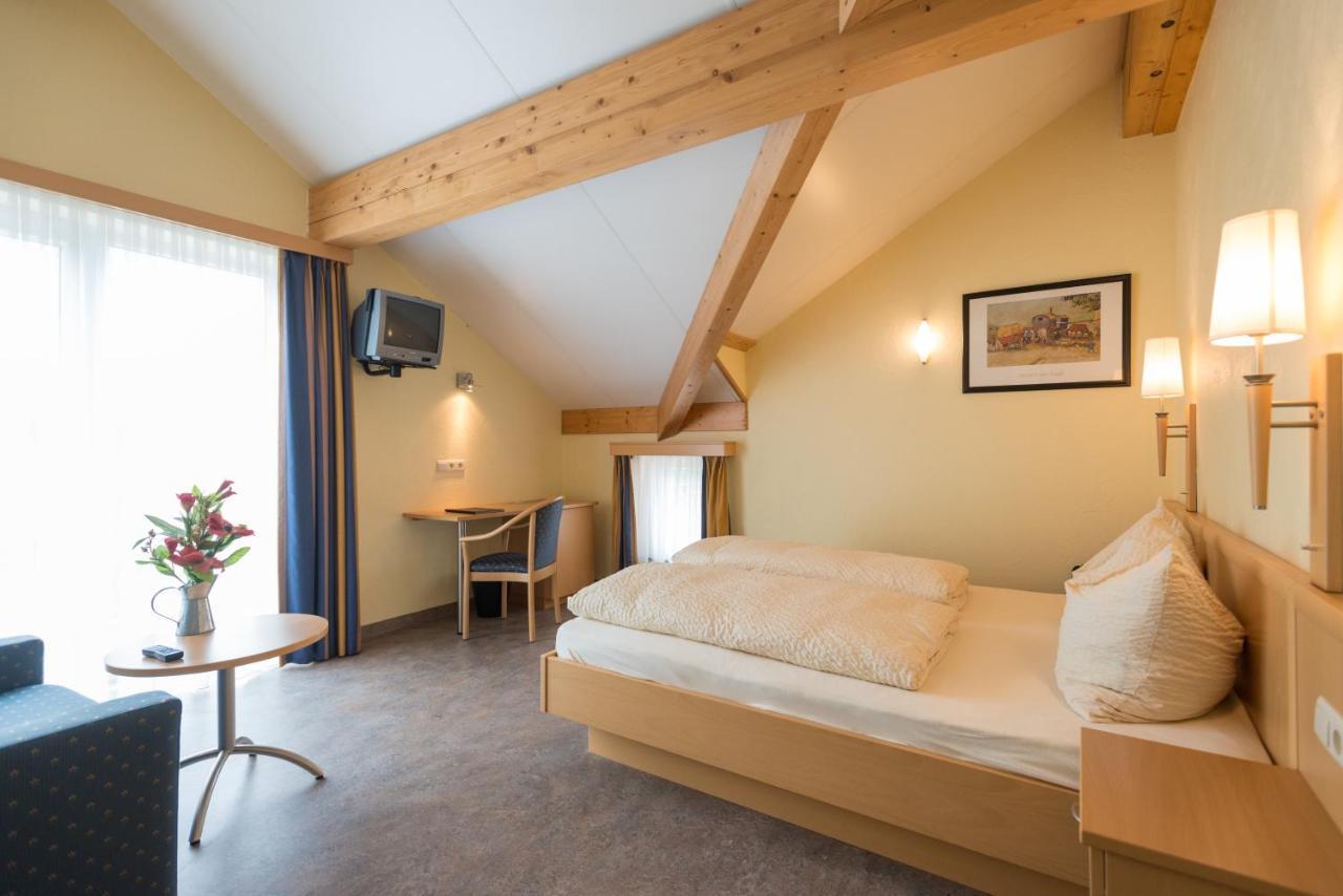 Hotel Burg Hof Ngoại thất bức ảnh